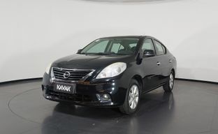 Nissan • Versa