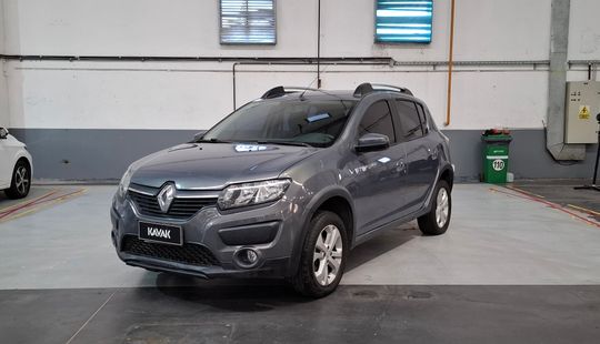 Renault • Sandero Stepway