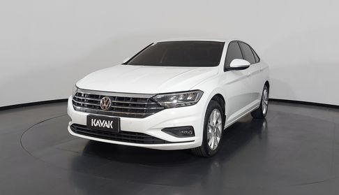 Volkswagen Jetta 250 TSI TOTAL COMFORTLINE Sedan 2019