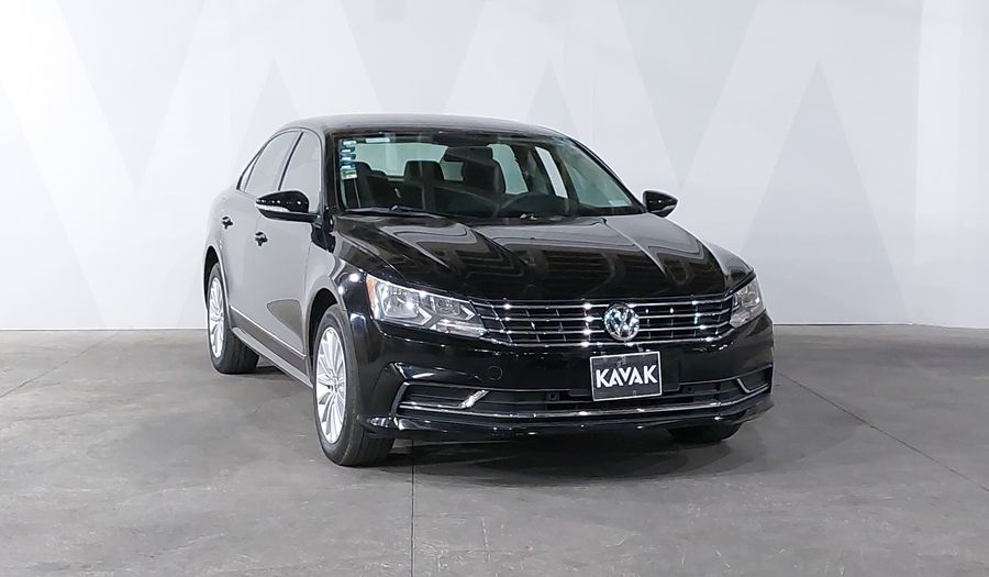 Volkswagen Passat 2.5 COMFORTLINE Sedan 2016