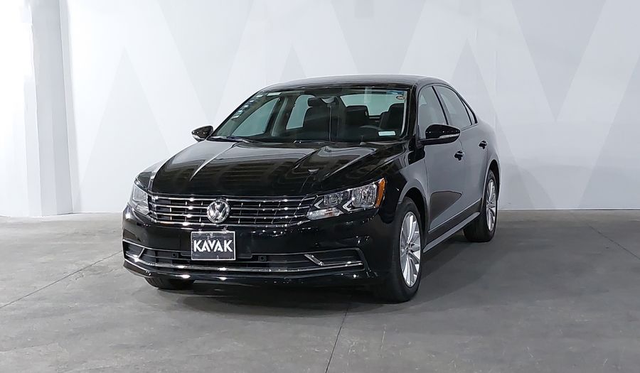 Volkswagen Passat 2.5 COMFORTLINE Sedan 2016