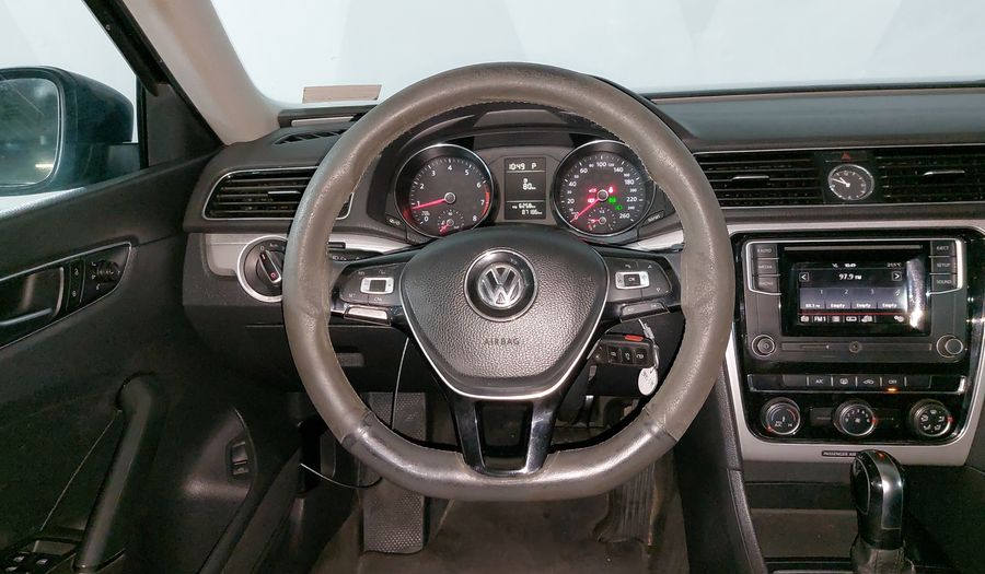 Volkswagen Passat 2.5 COMFORTLINE Sedan 2016