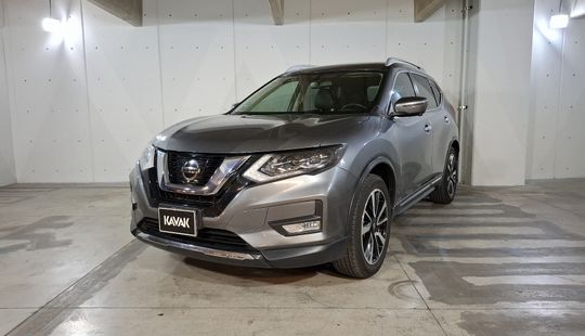 Nissan • X-Trail