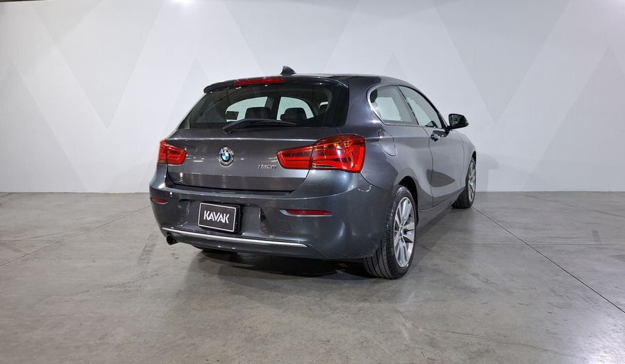 Bmw Serie 1 1.6 120IA URBAN LINE Hatchback 2016