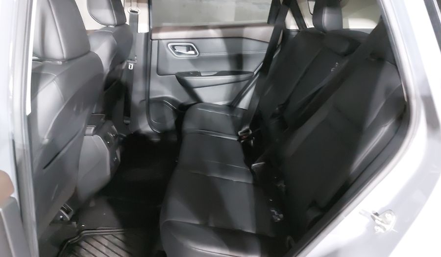 Nissan X-trail 2.5 PLATINUM 2 ROW CVT Suv 2024