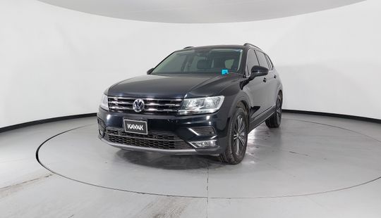 Volkswagen • Tiguan