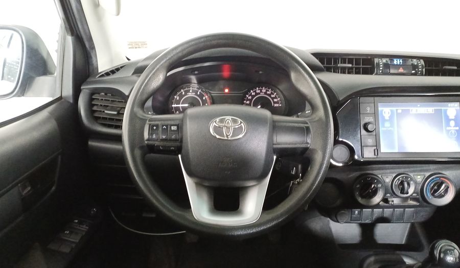 Toyota Hilux 2.7 BASE DOBLE CABINA Pickup 2021