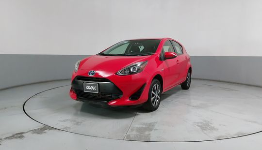 Toyota • Prius C