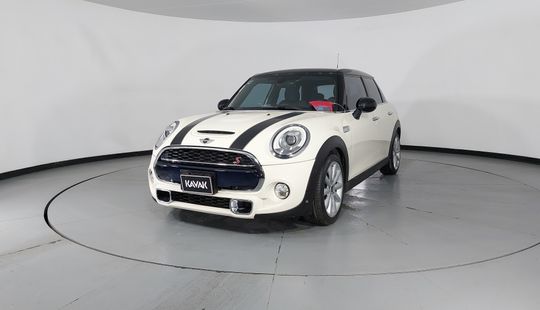 Mini • Cooper S