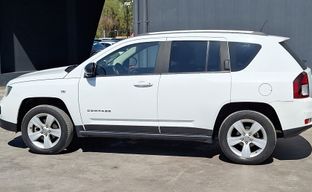 Jeep • Compass