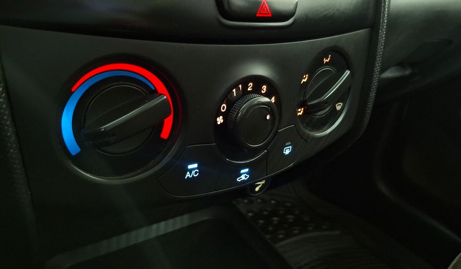 Chevrolet Sail 1.4 LT Sedan 2013
