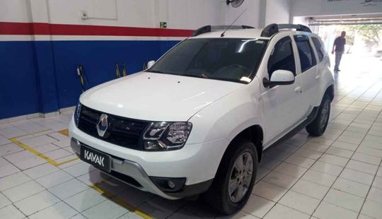 Renault • Duster