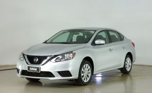 Nissan • Sentra