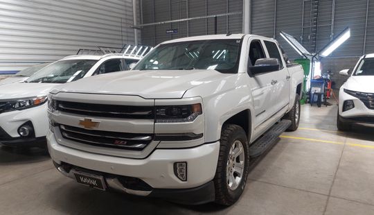 Chevrolet • Silverado