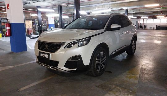 Peugeot • 3008