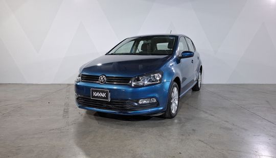 Volkswagen • Polo