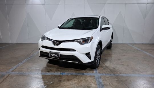 Toyota • RAV4