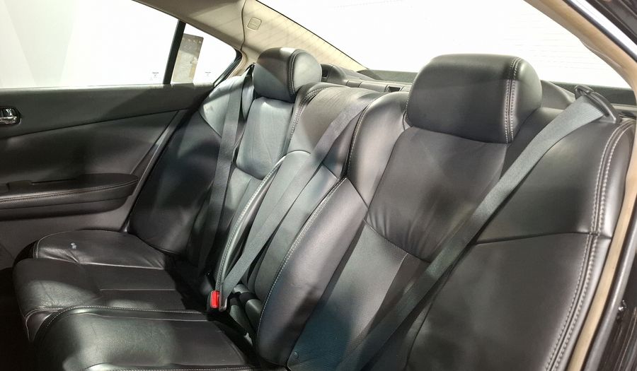 Nissan Maxima 3.5 SR CVT Sedan 2015
