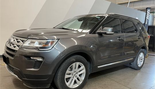 Ford • Explorer