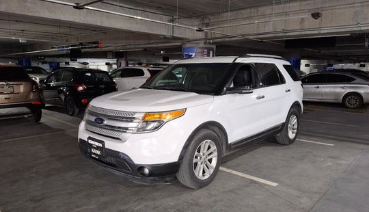 Ford • Explorer