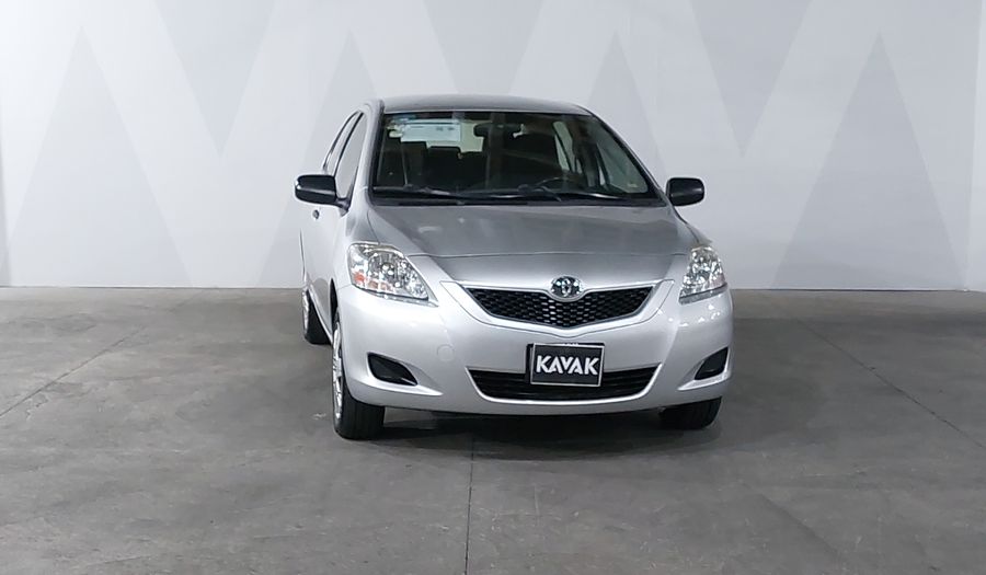 Toyota Yaris 1.5 SEDAN PREMIUM MT Sedan 2015