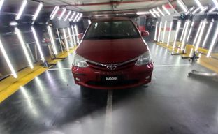 Toyota • Etios