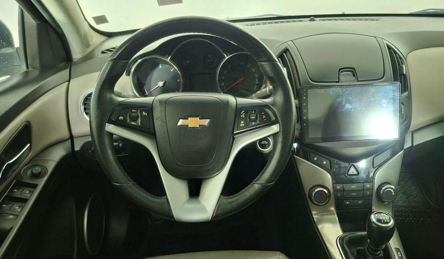 Chevrolet Cruze 2.0 DIESEL LT Hatchback 2015