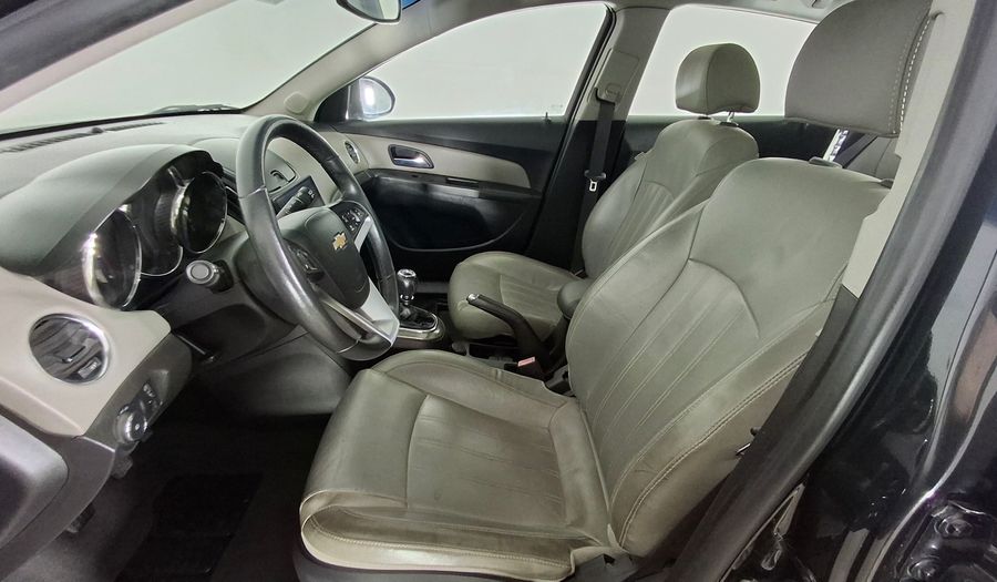 Chevrolet Cruze 2.0 DIESEL LT Hatchback 2015