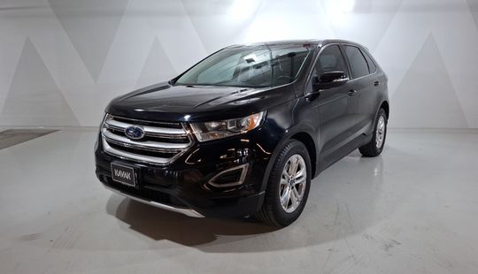 Ford • Edge