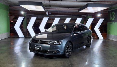 Volkswagen Vento 2.0 SPORTLINE TSI BIXENON DSG Sedan 2014