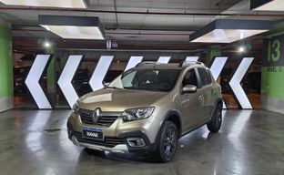 Renault • Sandero Stepway