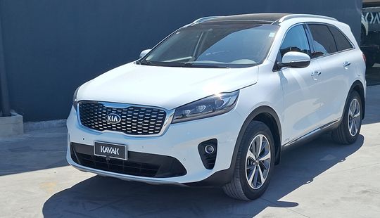 Kia • Sorento