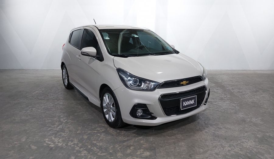 Chevrolet Spark 1.4 LTZ C MT Hatchback 2017