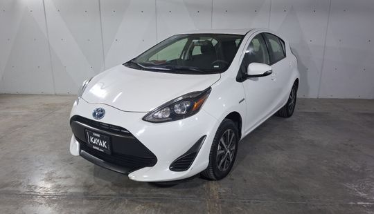 Toyota • Prius C