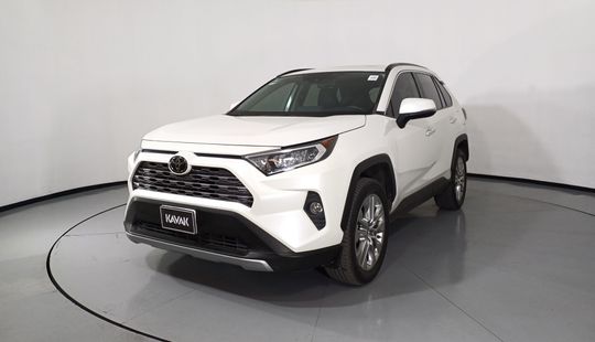 Toyota • RAV4