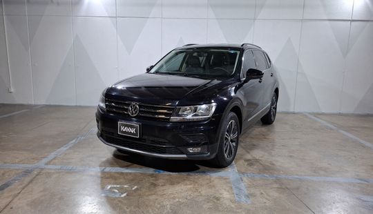 Volkswagen • Tiguan