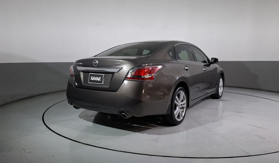 Nissan Altima 3.5 EXCLUSIVE CVT Sedan 2014