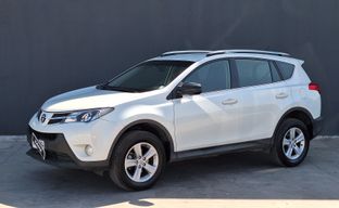 Toyota • RAV4