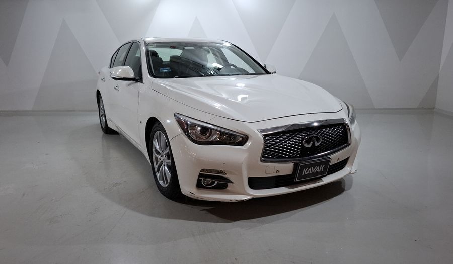 Infiniti Q50 3.7 SEDUCTION AT Sedan 2017