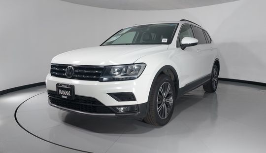 Volkswagen • Tiguan