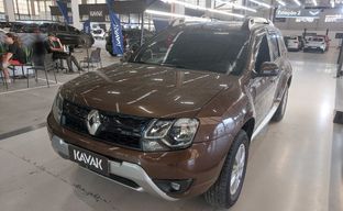 Renault • Duster