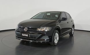 Volkswagen • Polo