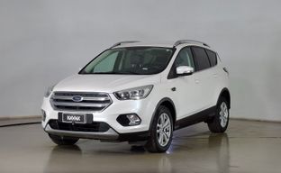 Ford • Escape