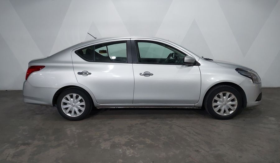 Nissan Versa 1.6 SENSE TA AC Sedan 2016