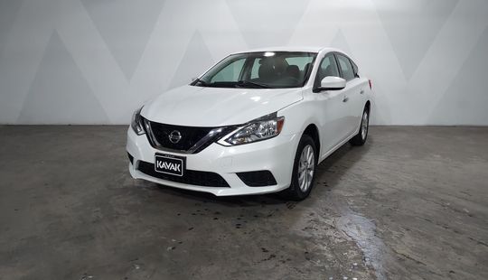 Nissan • Sentra