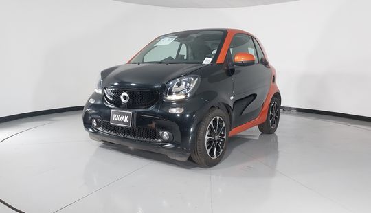 Smart • Fortwo