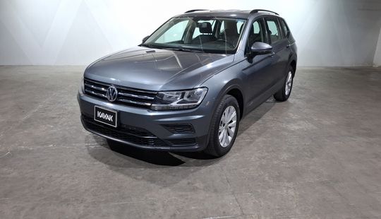 Volkswagen • Tiguan