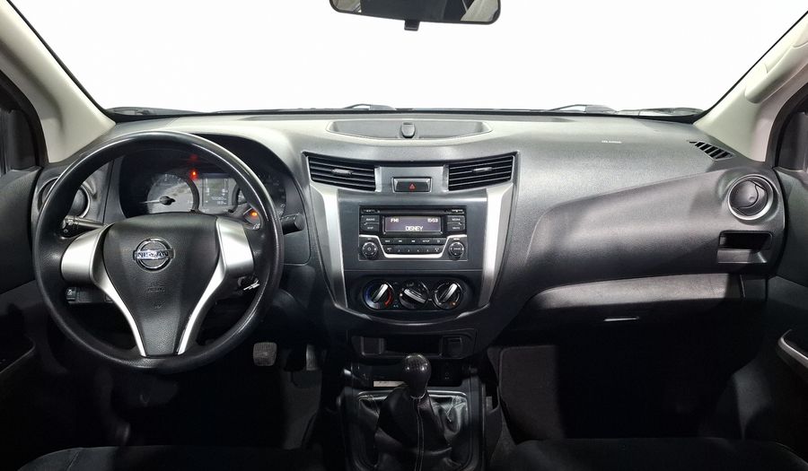 Nissan Np300 2.5 DOBLE CABINA S AC PAQ. SEG. Pickup 2020
