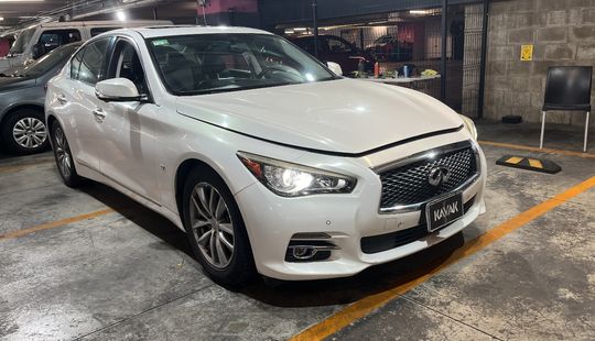 Infiniti • Q50