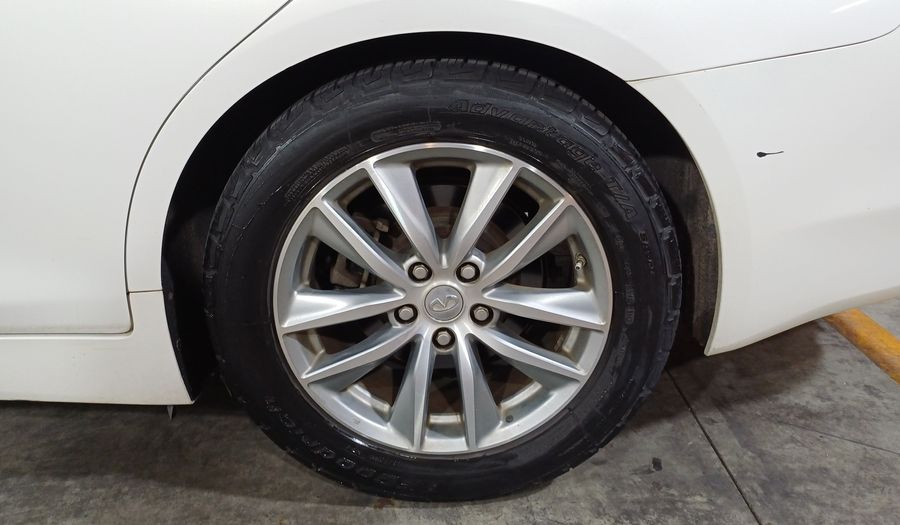 Infiniti Q50 3.7 PERFECTION AT Sedan 2015